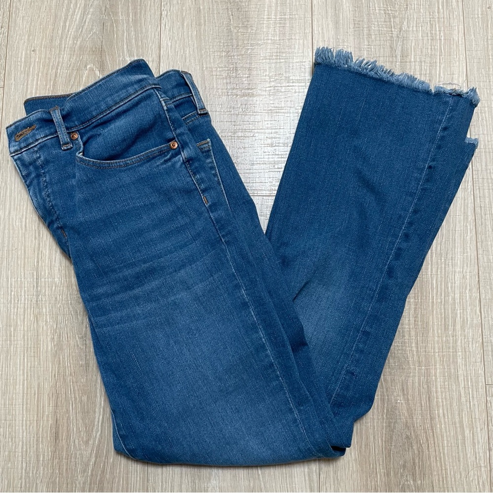 LOFT Women's Cropped Blue Jeans